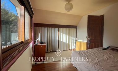 Excelente casa con cabaña posterior en Villa del rey-Parque Krahmer, Valdivia