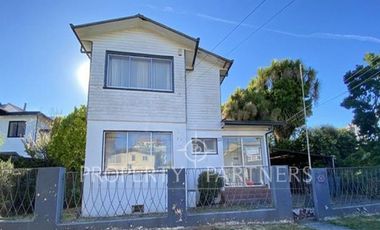 Casa en excelente ubicación Céntrica solo para Oficina.