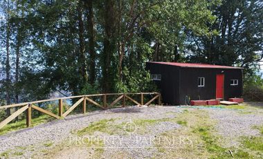 Casa con cabaña,  con vista espectacular en Altos de Quitacalzón