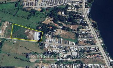 Terreno con 2 Galpones Grandes en Salida Sur de Valdivia