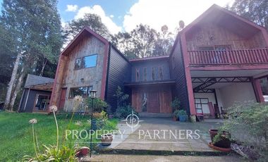 Arriendo casa en Condominio Los Aromos