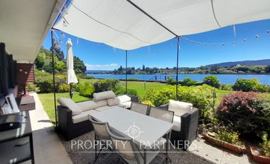 Departamento con insuperable vista al río, Condominio Torreónes.