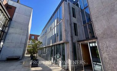 Centro Médico funcionando!! a pasos del centro de la ciudad