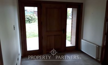Arriendo casa en sector Pichihuape