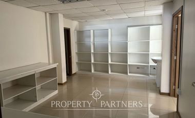 Propiedad comercial en excelente ubicación, emplazada en sector centro de la ciudad