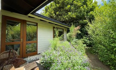 Hermosa casa en amplio terreno ubicado en Costanera de Valdivia