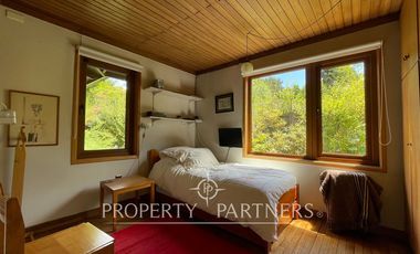 Hermosa casa en amplio terreno ubicado en Costanera de Valdivia