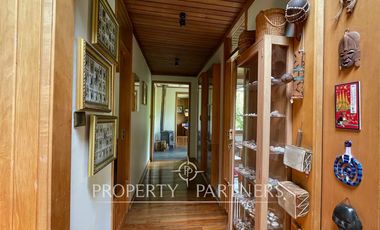 Hermosa casa en amplio terreno ubicado en Costanera de Valdivia