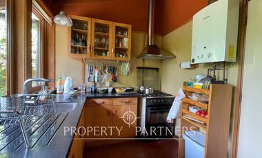 Hermosa casa en amplio terreno ubicado en Costanera de Valdivia