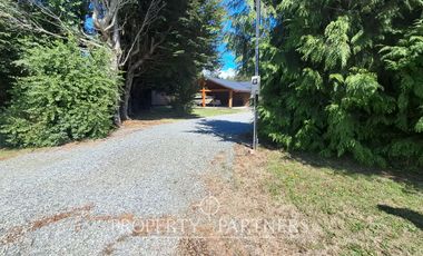 Gran oportunidad! 🌿 Exclusiva parcela  de 5000 m2  dentro de la ciudad ! Condominio Los Cisnes.