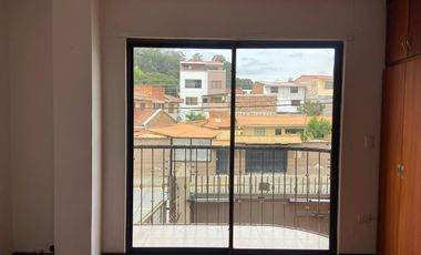 HERMOSO DEPARTAMENTO EN VENTA, SECTOR AV. PUMAPUNGO