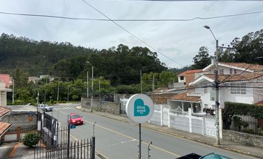 HERMOSO DEPARTAMENTO EN VENTA, SECTOR AV. PUMAPUNGO