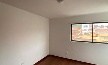 HERMOSO DEPARTAMENTO EN VENTA, SECTOR AV. PUMAPUNGO