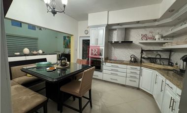CASA EN VENTA EN COL. BUENAVISTA. CD. OBREGÓN, SONORA