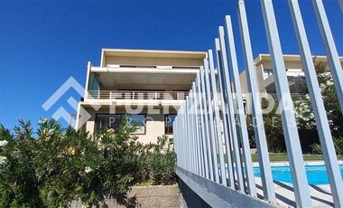 Casa en Arriendo en Av Los Litres Camino Sta Martina