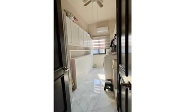 CASA EN VENTA COL. EL ROBLE, SAN NICOLAS DE LOS GARZA. NL