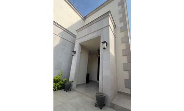 CASA EN VENTA COL. EL ROBLE, SAN NICOLAS DE LOS GARZA. NL