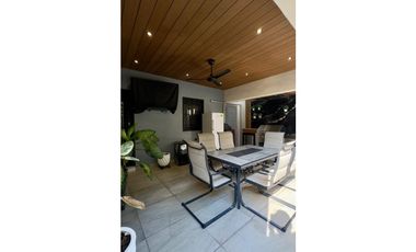 CASA EN VENTA COL. EL ROBLE, SAN NICOLAS DE LOS GARZA. NL