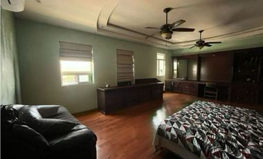 CASA EN VENTA COL. ANHUAC, SAN NICOLS DE LOS GARZA. NL