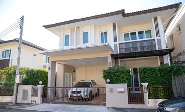 4 Bedroom House for sale at The Grand Park