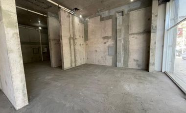 VENTA Local Comercial Nuevo de : 206,73 m2, Metro Franklin, Santiago