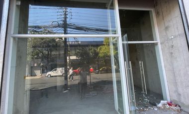 VENTA Local Comercial Nuevo de : 206,73 m2, Metro Franklin, Santiago
