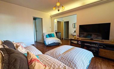 Casa en venta - 4 Dormitorios 3 Baños - 551Mts2 - Villa Lugano