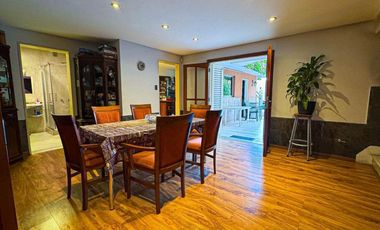 Casa en venta - 4 Dormitorios 3 Baños - 551Mts2 - Villa Lugano