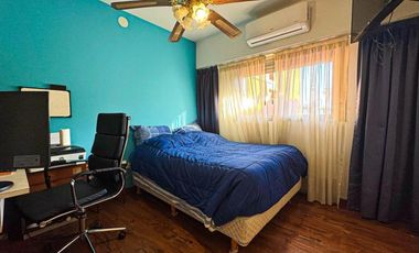 Casa en venta - 4 Dormitorios 3 Baños - 551Mts2 - Villa Lugano