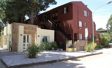 HOTEL EN VENTA PINAMAR-26 DEPARTAMENTOS-PARQUE-PISCINA-ESTAC
