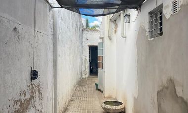 Casa con 2 habitaciones. Barrio hermoso