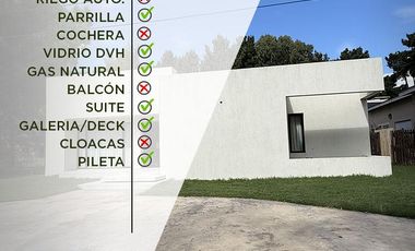 Calle Los Laureles e/ Los Tilos y La Alameda - Casa 4 ambientes en Santa Teresita