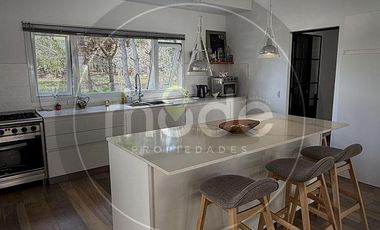 Calle Los Laureles e/ Los Tilos y La Alameda - Casa 4 ambientes en Santa Teresita
