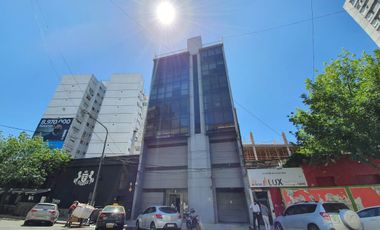 ¡Oficina seminueva en Venta! Moreno 1700, cercano a Oroño, Pellegrini, Facultades, Parque Independencia.