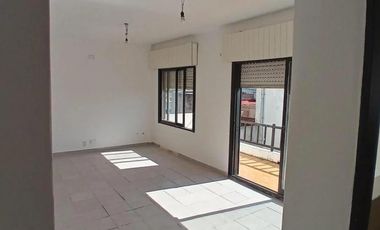 PH en venta - 2 Dormitorios 1 Baño - 75Mts2 - Lanús Oeste