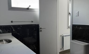 Casa en  venta tres dormitorios, Solares de Manantiales a estrenar