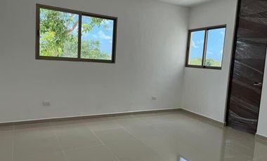 CASA EN VENTA EN SAN DIEGO CUTZ CON ALBERCA EN MERIDA