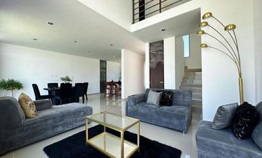 CASA EN VENTA EN SAN DIEGO CUTZ CON ALBERCA EN MERIDA