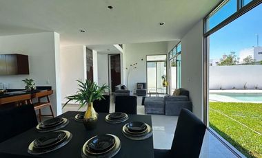 CASA EN VENTA EN SAN DIEGO CUTZ CON ALBERCA EN MERIDA