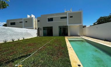 CASA EN VENTA EN SAN DIEGO CUTZ CON ALBERCA EN MERIDA