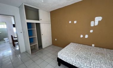 Casa de UN NIVEL en RENTA Fracc. Puente Moreno, Veracruz.  SEMI AMUEBLADA