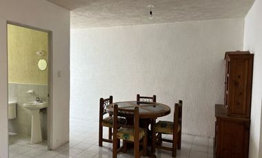 Casa de UN NIVEL en RENTA Fracc. Puente Moreno, Veracruz.  SEMI AMUEBLADA