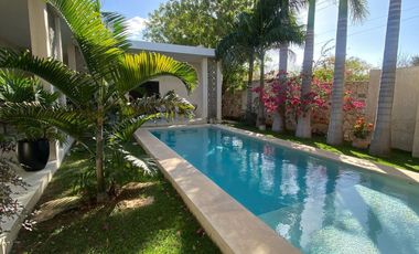 Casa en venta una Planta tipo Hacienda Mérida Yucatán, Yaaxché Dzibilchaltún