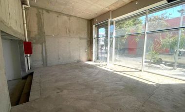 VENTA Local Comercial Nuevo de 108,94 m2, Metro Franklin, Santiago