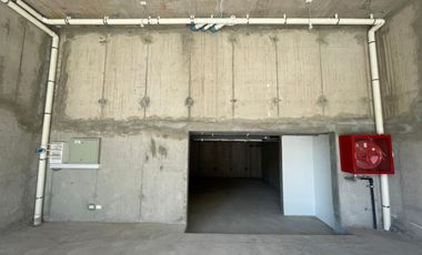 VENTA Local Comercial Nuevo de 108,94 m2, Metro Franklin, Santiago