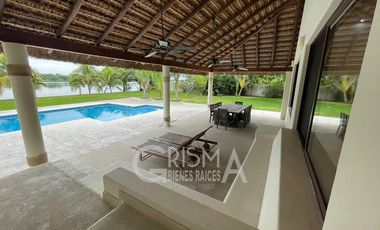 INCREÍBLE CASA EN VENTA EN FRACC. CAMPESTRE FRENTE AL RÍO EN SANTIAGO DE LA PEÑA, TUXPAN