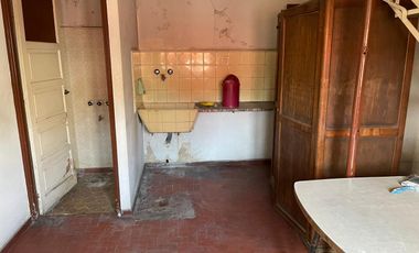 VENTA PH 4 AMB  EN 2 PLANTAS   EN CIUDADELA  AL FTE C/ BALCON Y COCHERA