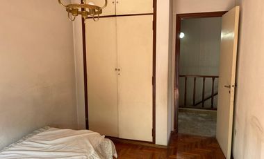 VENTA PH 4 AMB  EN 2 PLANTAS   EN CIUDADELA  AL FTE C/ BALCON Y COCHERA