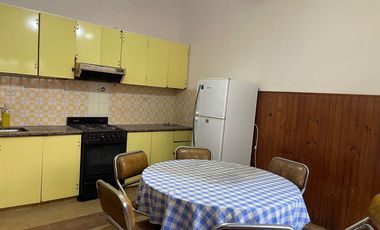 VENTA PH 4 AMB  EN 2 PLANTAS   EN CIUDADELA  AL FTE C/ BALCON Y COCHERA