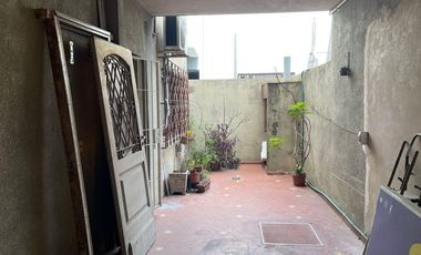 VENTA PH 4 AMB  EN 2 PLANTAS   EN CIUDADELA  AL FTE C/ BALCON Y COCHERA